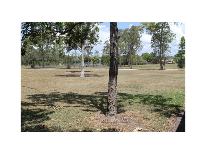 15 Lina Street, Morayfield QLD 4506