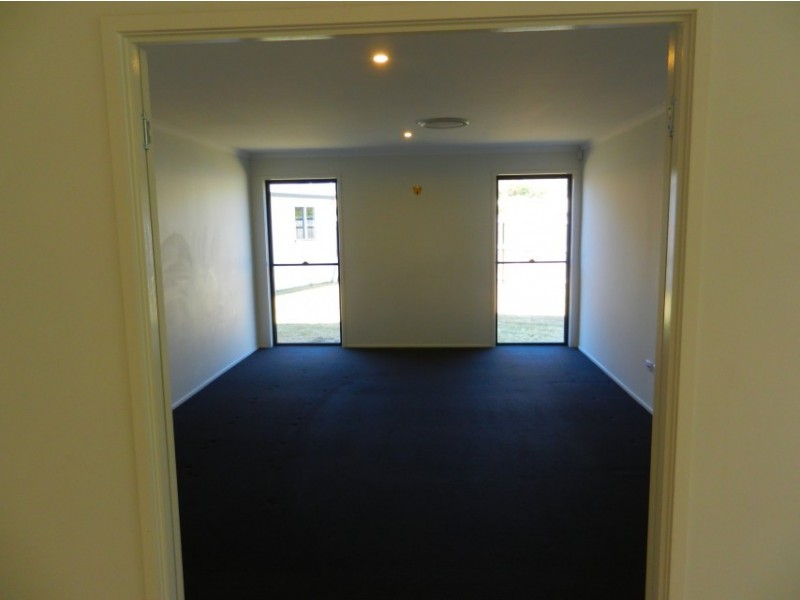 2 Shanti Lane, Morayfield QLD 4506