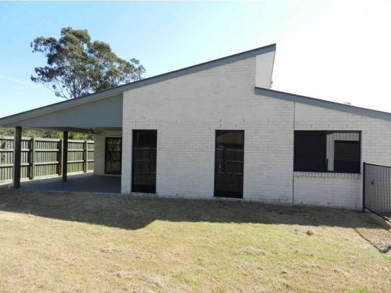 2 Shanti Lane, Morayfield QLD 4506