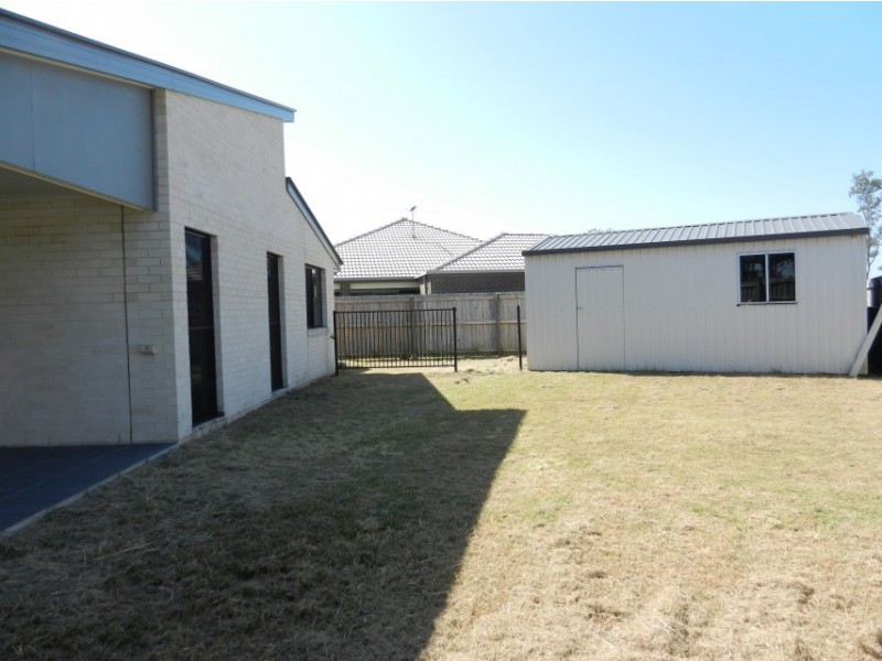 2 Shanti Lane, Morayfield QLD 4506