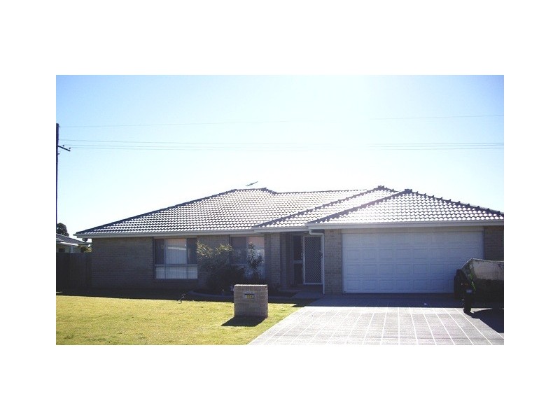 17 Paddington St, Bellmere QLD 4510