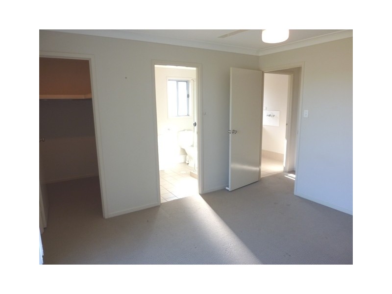 17 Paddington St, Bellmere QLD 4510