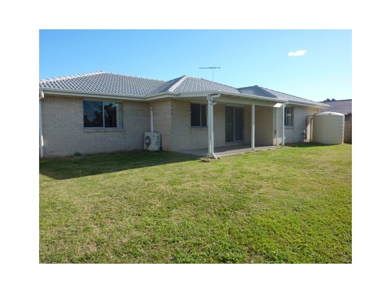 17 Paddington St, Bellmere QLD 4510