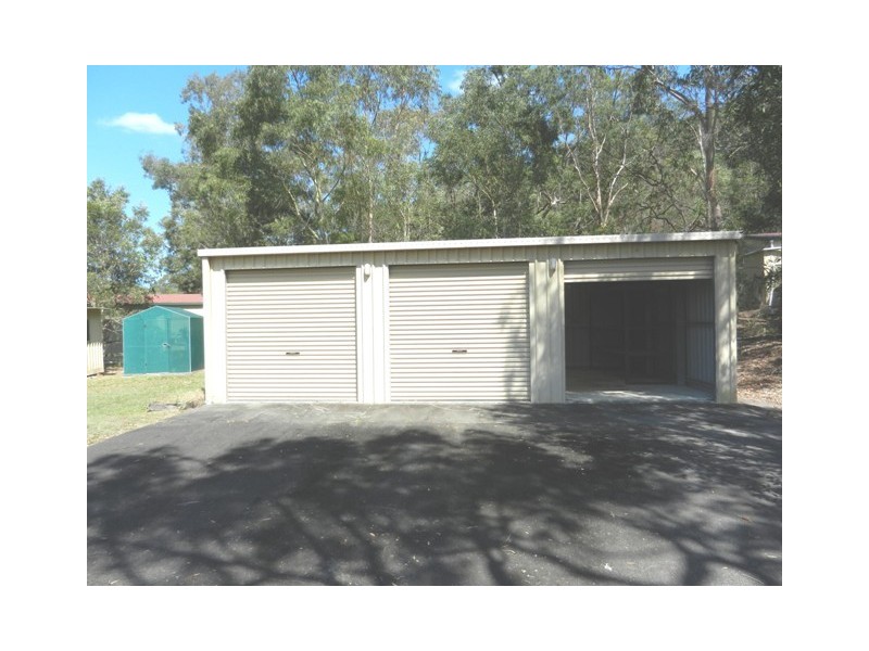 106 Wattlebird Dr, Elimbah QLD 4516