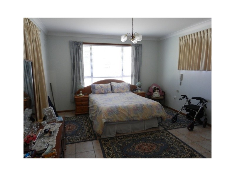 106 Wattlebird Dr, Elimbah QLD 4516