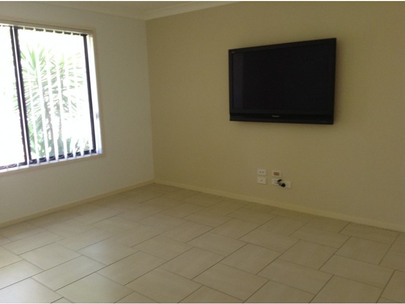 189 Caboolture River Rd, Morayfield QLD 4506