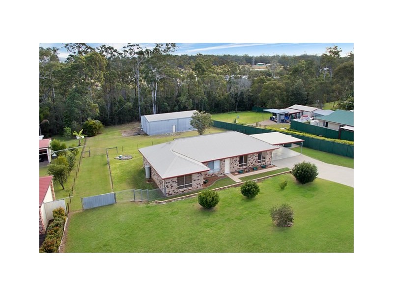 33-35 Burgundy Dr, Morayfield QLD 4506
