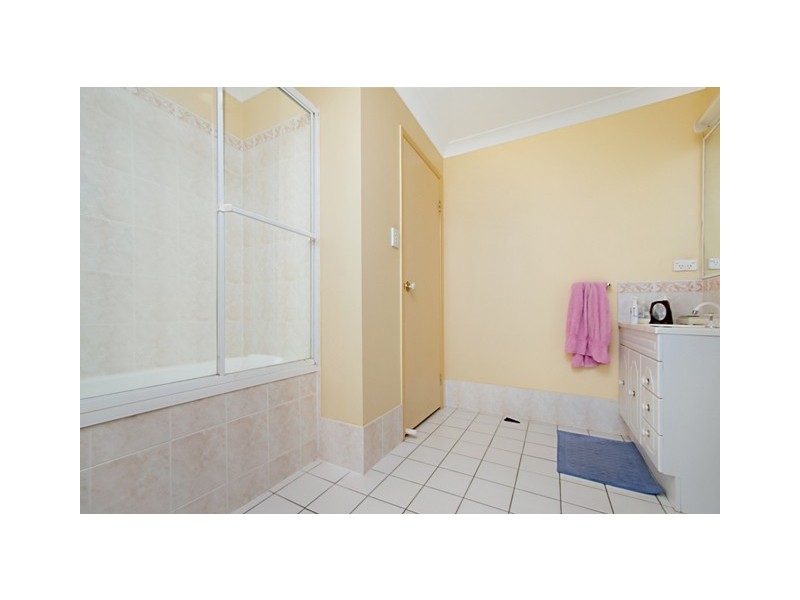 33-35 Burgundy Dr, Morayfield QLD 4506