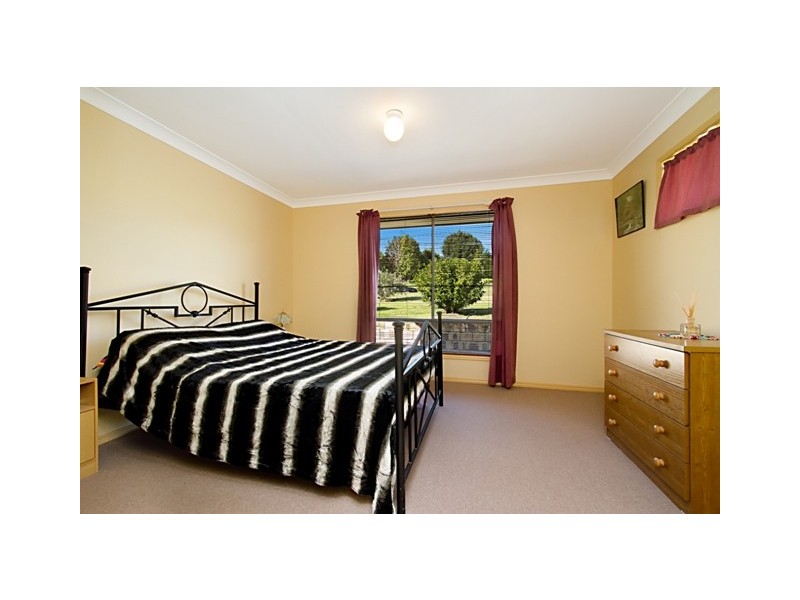33-35 Burgundy Dr, Morayfield QLD 4506