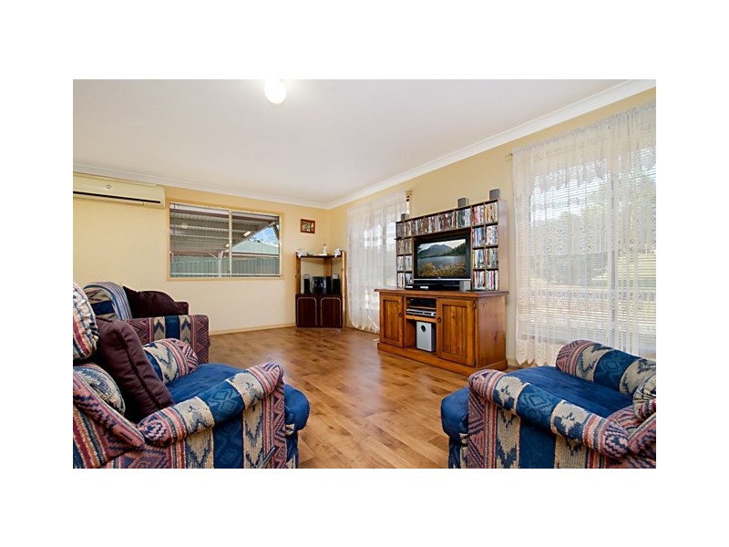 33-35 Burgundy Dr, Morayfield QLD 4506