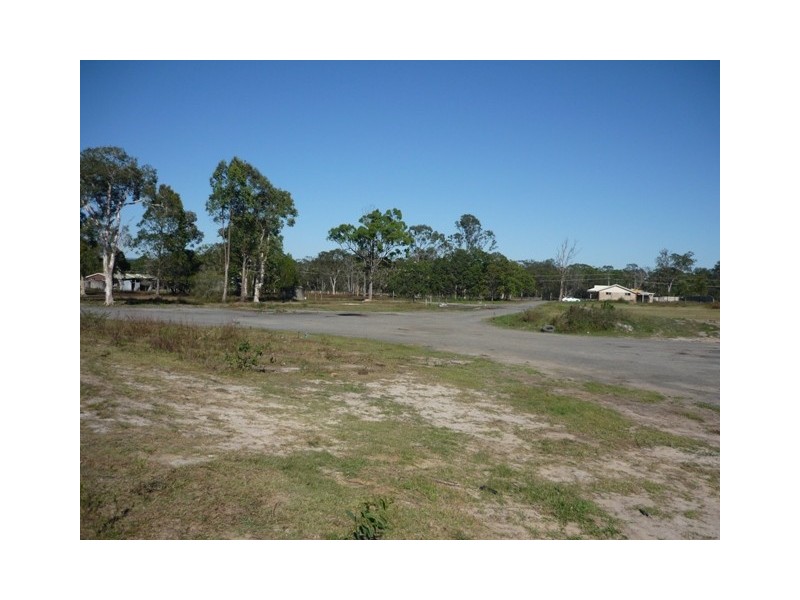 50 Hamilton Rd, Elimbah QLD 4516