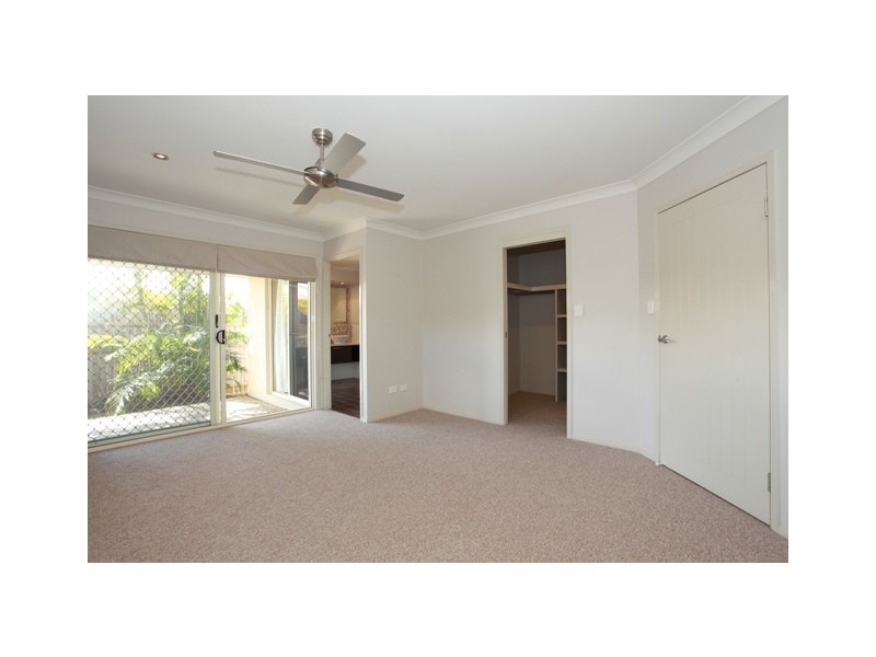 6 Sellens Ct, Ningi QLD 4511