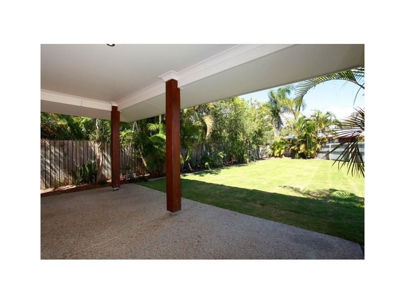 6 Sellens Ct, Ningi QLD 4511