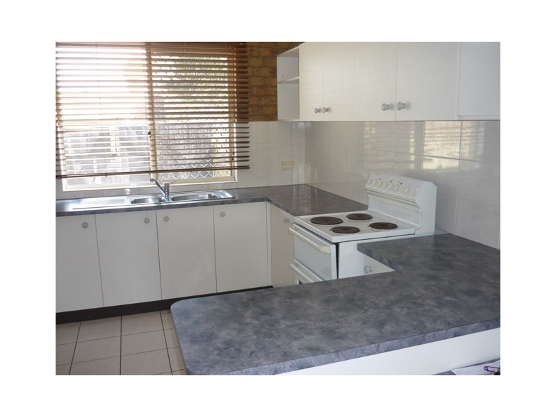 2/53 Lower King Street, Caboolture QLD 4510