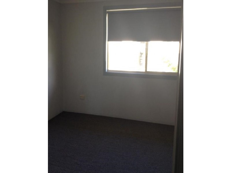2/53 Lower King Street, Caboolture QLD 4510