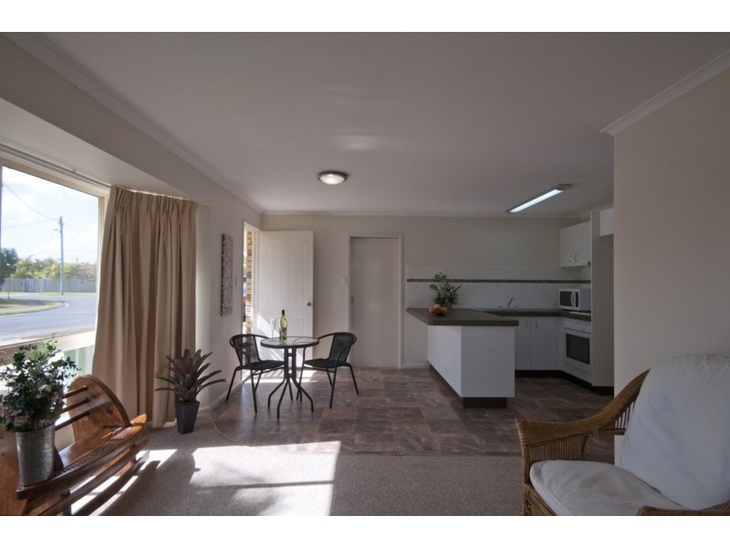 15B Gardenia St, Caboolture QLD 4510