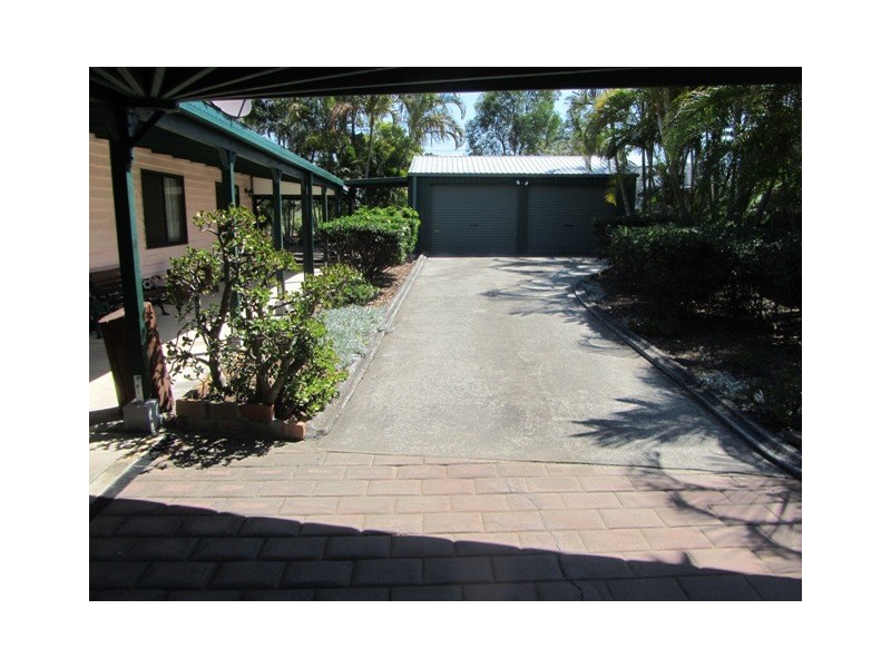 3 Glenwood Dr, Morayfield QLD 4506