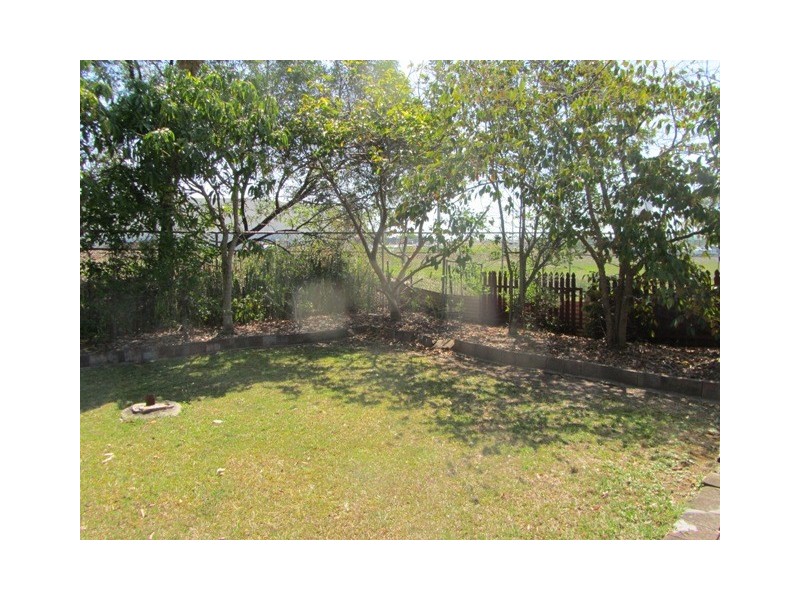 3 Glenwood Dr, Morayfield QLD 4506