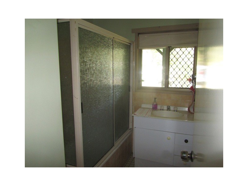 3 Glenwood Dr, Morayfield QLD 4506