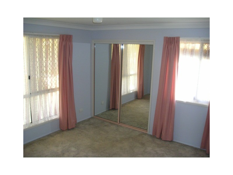 9 Stephanie Dr, Morayfield QLD 4506