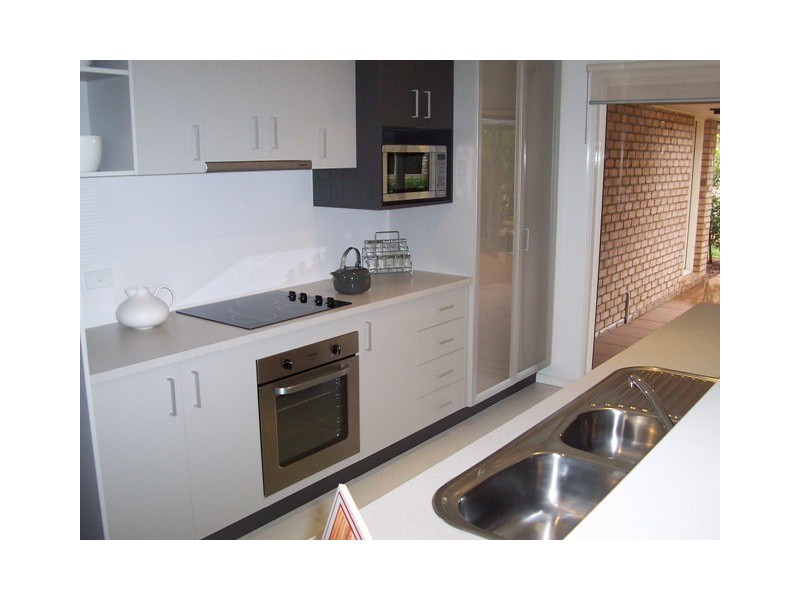 5 Briggs Dr, Caboolture QLD 4510