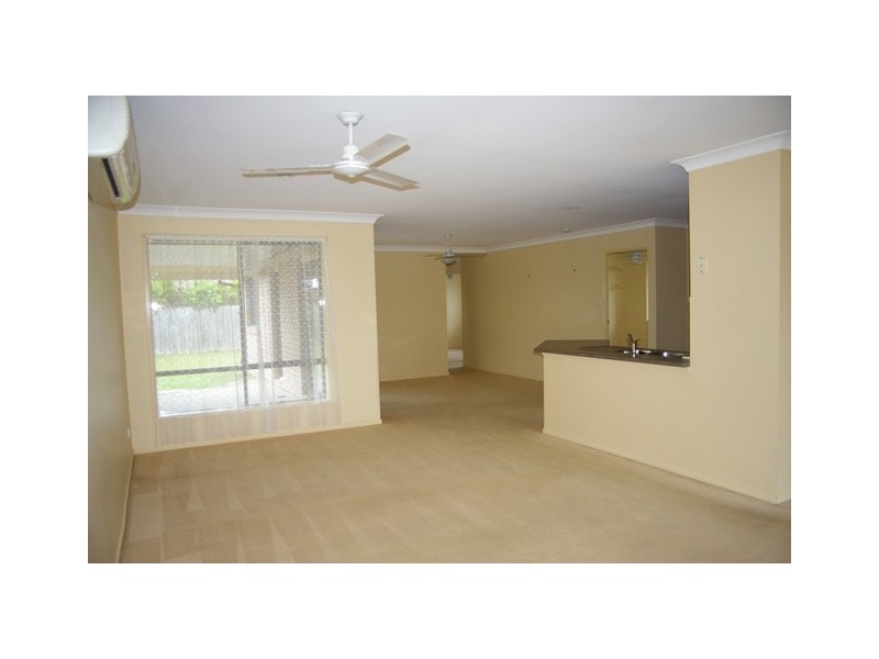 28 Camden St, Caboolture QLD 4510