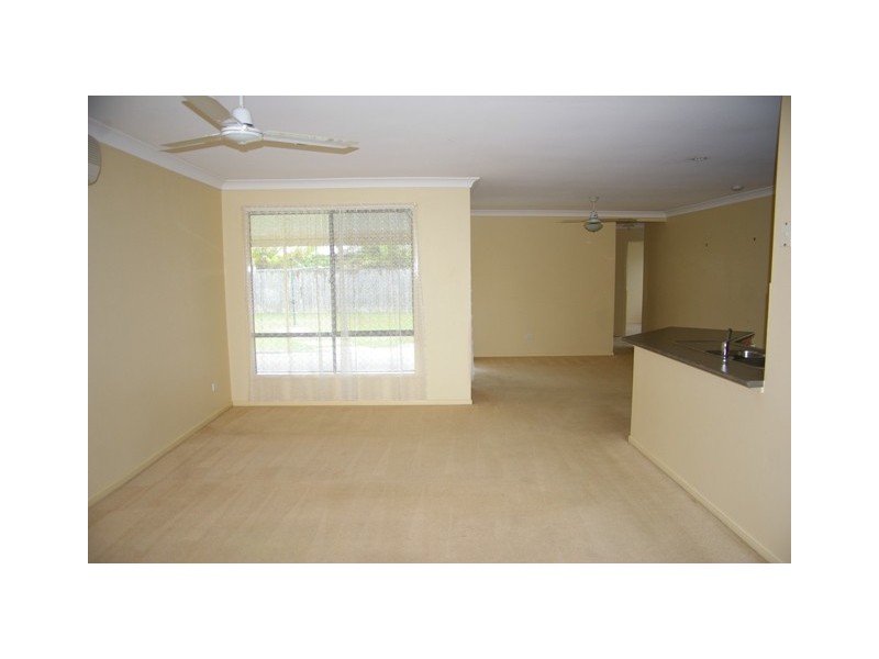 28 Camden St, Caboolture QLD 4510