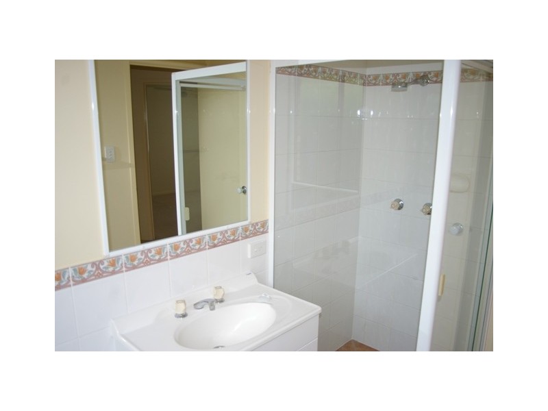 28 Camden St, Caboolture QLD 4510