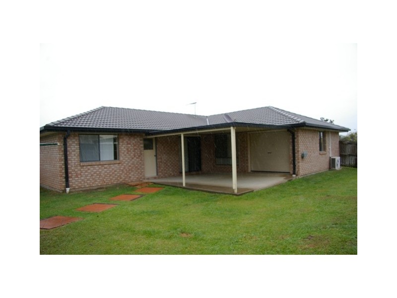 28 Camden St, Caboolture QLD 4510