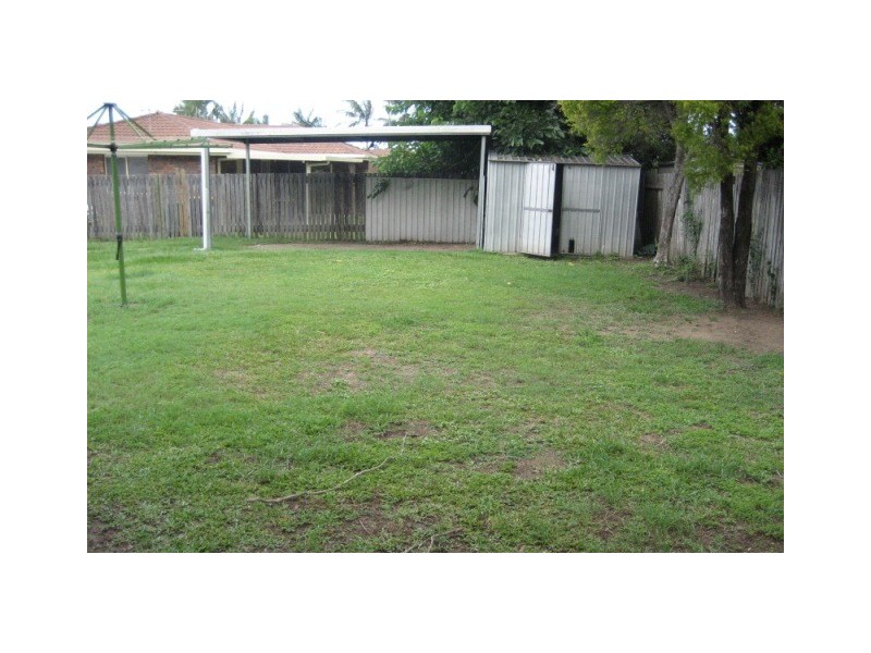 24 Carmela Cres, Morayfield QLD 4506