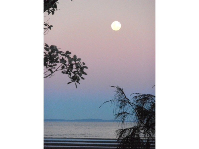 81 Bishop Rd, Beachmere QLD 4510