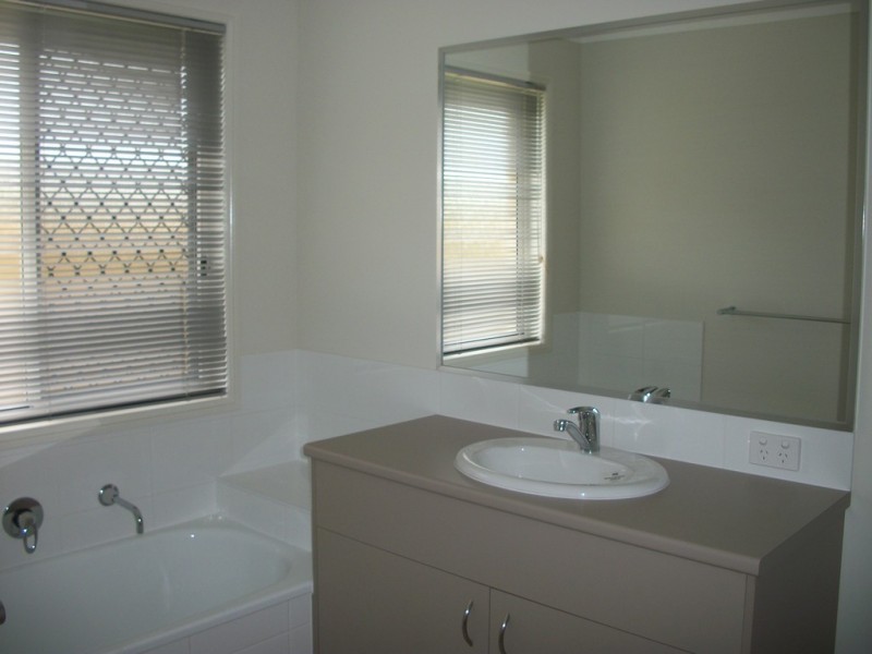 16 Anastasia Court, Caboolture QLD 4510