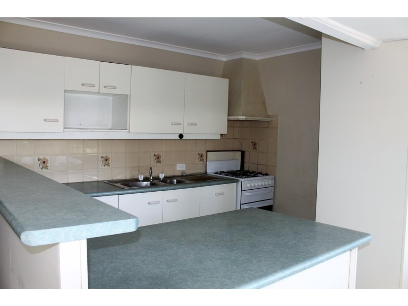 19 Bradman St, Caboolture QLD 4510