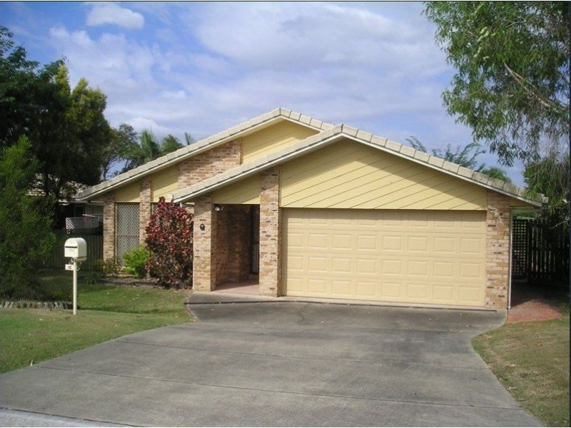 16 Cook Ave, Caboolture QLD 4510