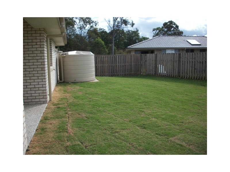 18 Dear Pl, Bellmere QLD 4510