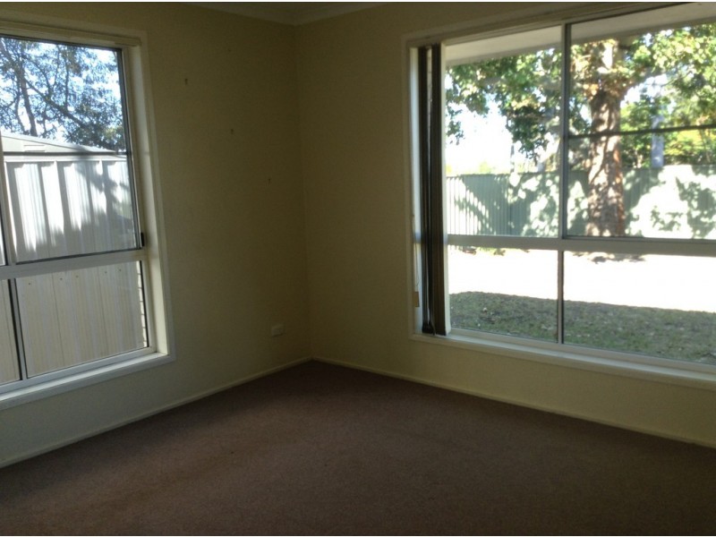 Unit 2/52 Findlay Street, Burpengary QLD 4505