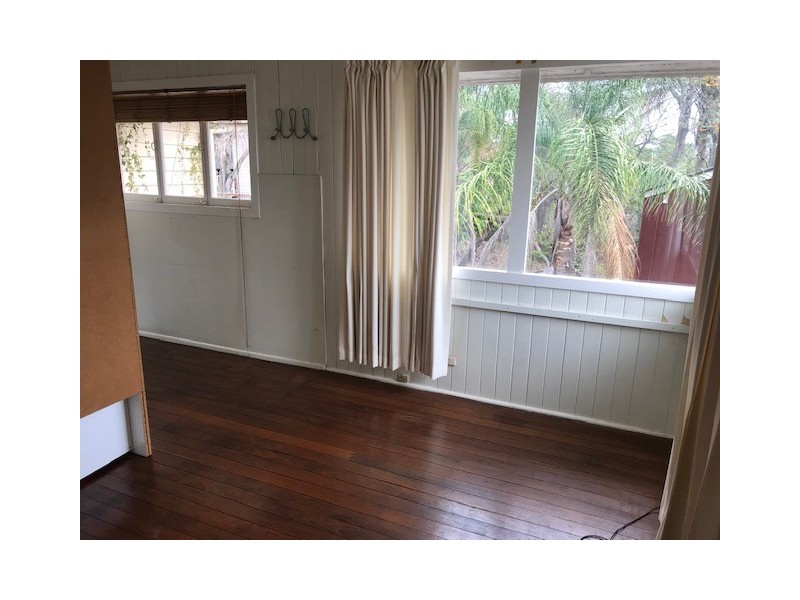 14 Glenrosa Rd, Red Hill QLD 4059