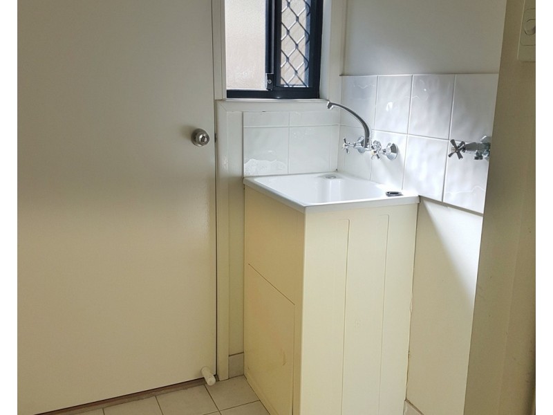 Unit 7/17 Lower King Street, Caboolture QLD 4510