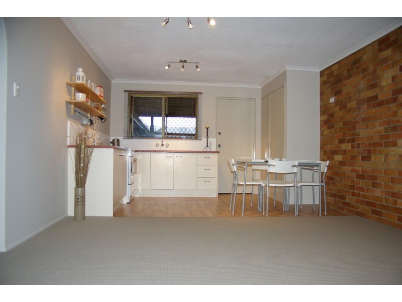 Unit 12/21 Mortimer St, Caboolture QLD 4510