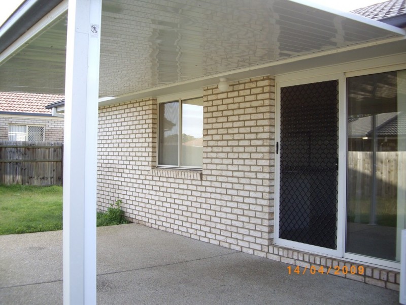 80 Pauls Rd, Upper Caboolture QLD 4510