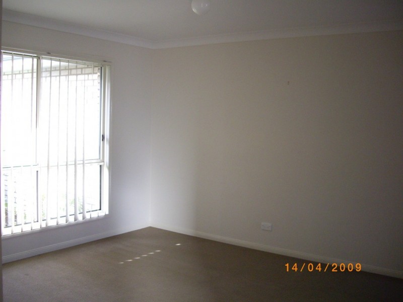 80 Pauls Rd, Upper Caboolture QLD 4510