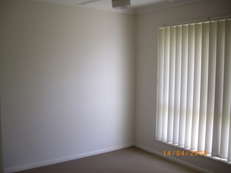 80 Pauls Rd, Upper Caboolture QLD 4510