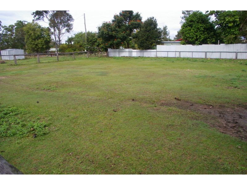 126 Pumicestone Road, Caboolture QLD 4510