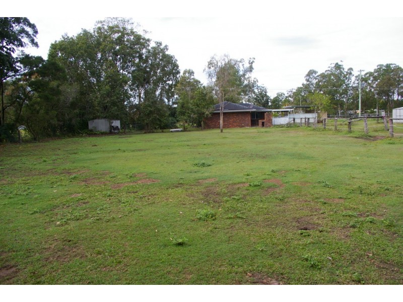 126 Pumicestone Road, Caboolture QLD 4510