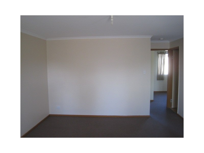 Unit 3/2 Rogers Cres, Caboolture QLD 4510