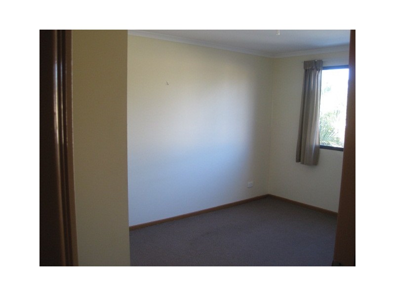 Unit 3/2 Rogers Cres, Caboolture QLD 4510