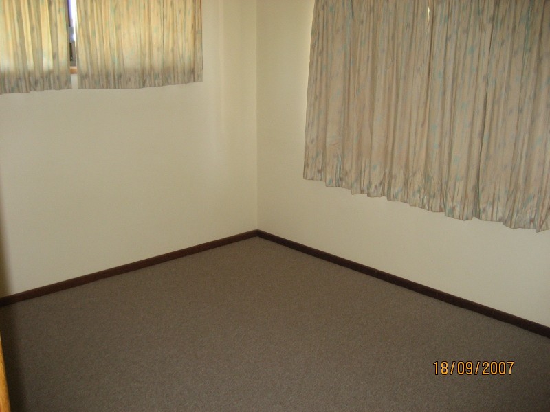 Unit 2/16 Rogers Crescent, Caboolture QLD 4510