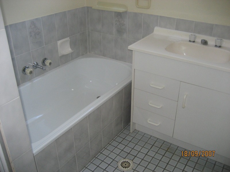 Unit 2/16 Rogers Crescent, Caboolture QLD 4510