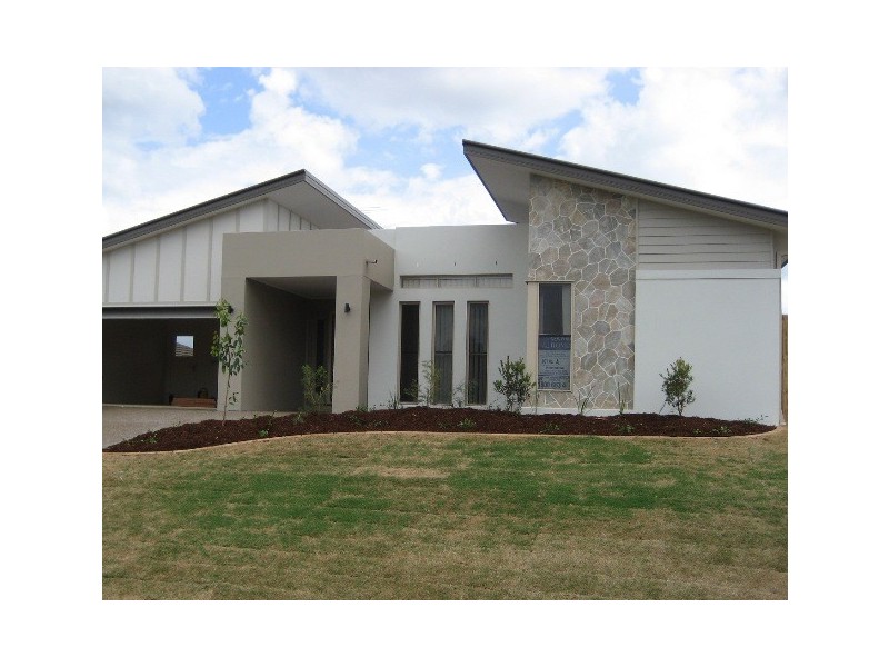 8 Westminster Rd, Bellmere QLD 4510