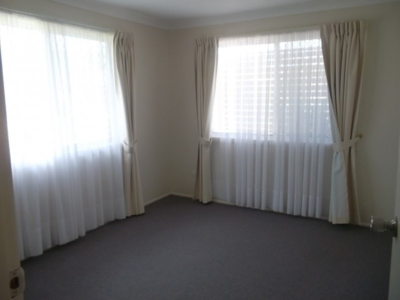 1/5 Bluebell St, Caboolture QLD 4510